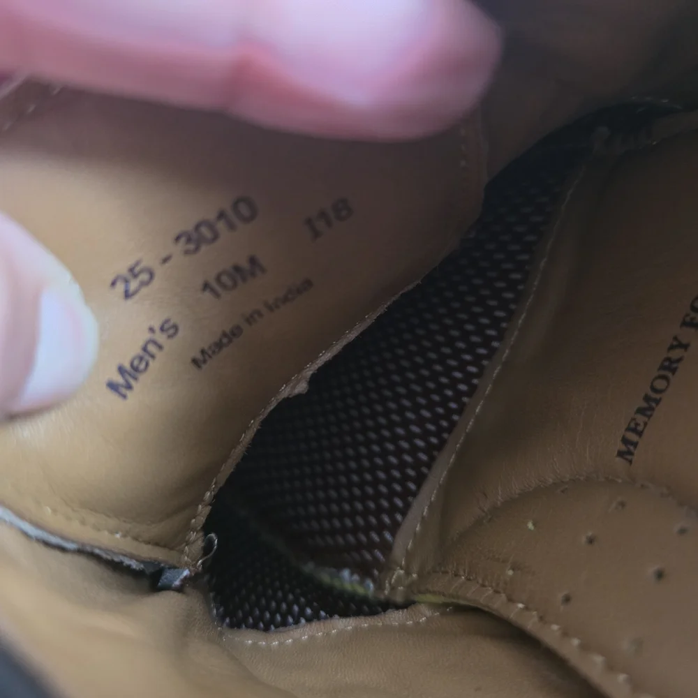 Johnston & Murphy Brown Leather Oxfords Size 10 Used Excellent Condition.